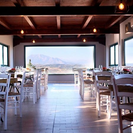 Relais il Feudo Bed and Breakfast Beltiglio Esterno foto